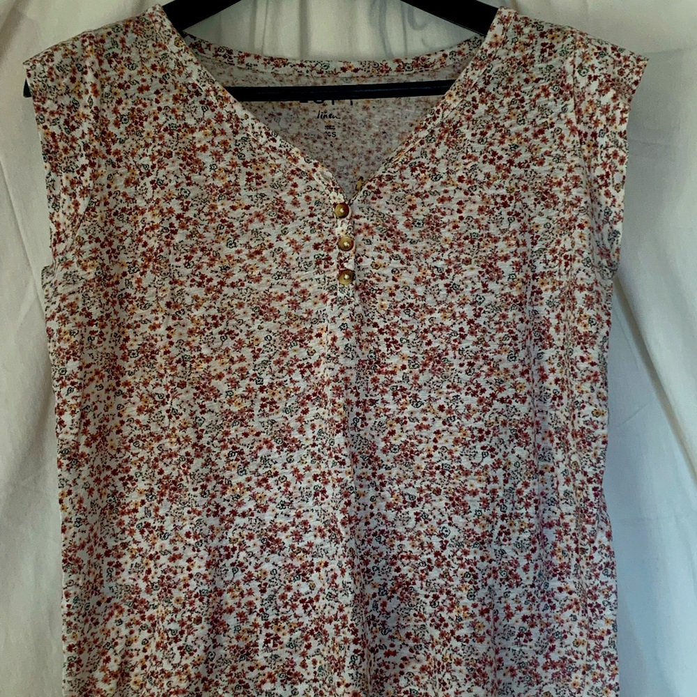 LOFT Floral T-Shirt. Women’s XS